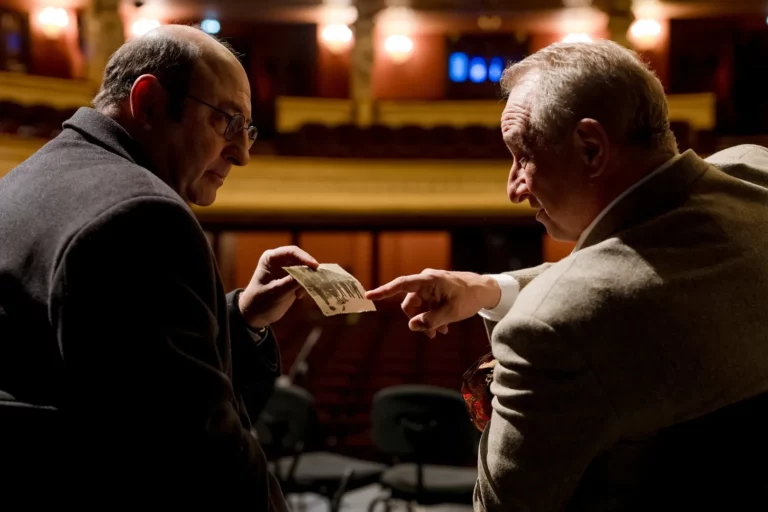 Image from movie FAUSSE NOTE distributed by paradisofilms Belgium scene 3